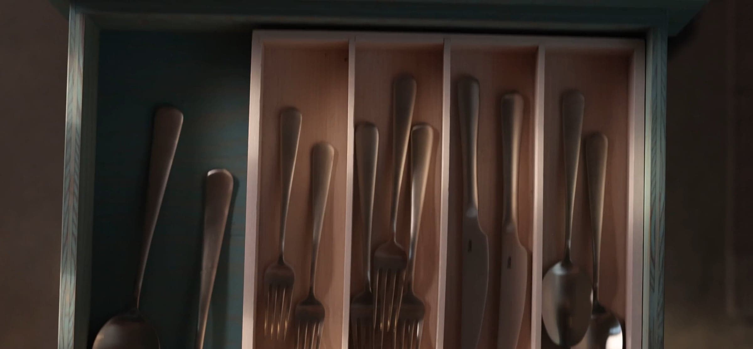Fable cutlery in a wooden drawer organiser
